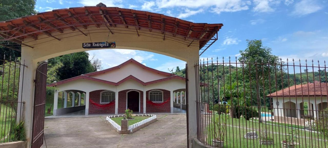 Sitio Dos Rodrigues Villa Lindoia Exterior photo