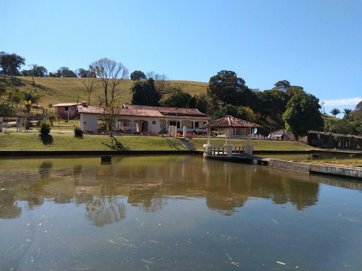 Sitio Dos Rodrigues Villa Lindoia Exterior photo